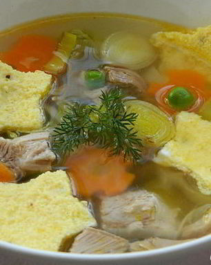 Суп из индейки с омлетом