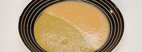 суп-пюре из копченой курицы с чечевицей и зеленым горошком. Шаг 5