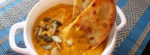 тыквенный суп-пюре с чесночными гренками. Шаг 10