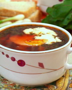 Суп с кабачком и свекольной ботвой