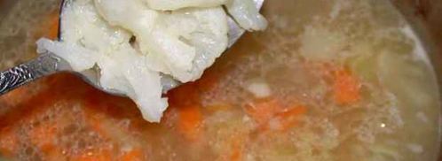 суп с картофелем, рисом свининой и цветной капустой. Шаг 41