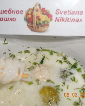 Суп сырный с фрикадельками и кедровыми орешками