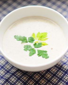 Сырный крем-суп с грибами и сельдереем