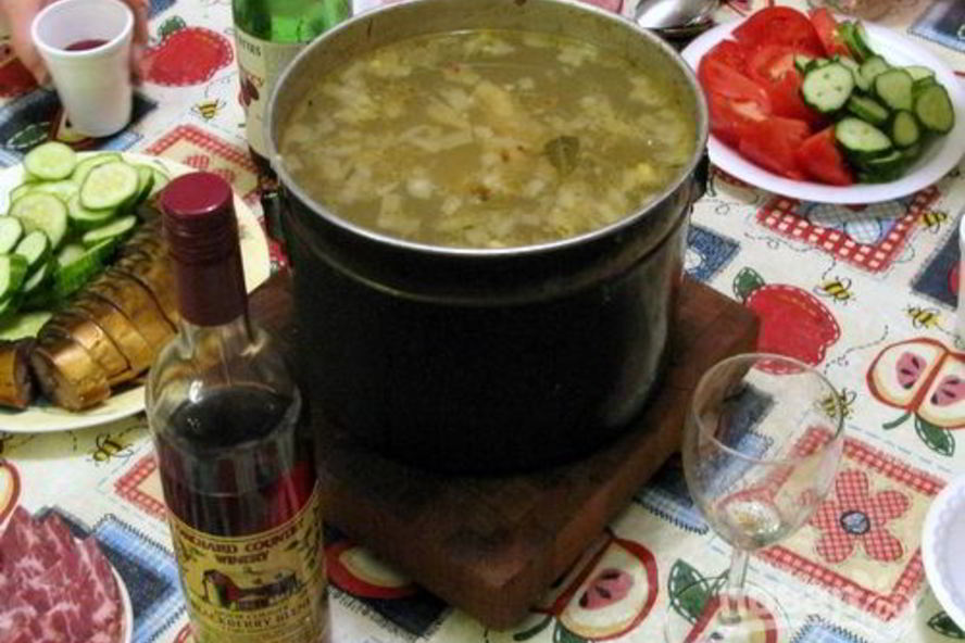 Рецепт ухи на природе