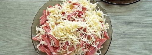 блинчики с колбасой и сыром. Шаг 8