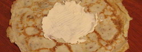 фаршированные блинчики с семгой и плавленным сыром. Шаг 6