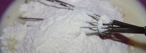 нежные тонкие блинчики на кефире. Шаг 2