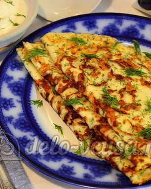 Сырные блины с зеленью