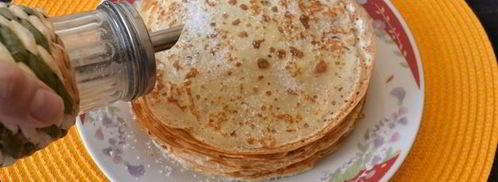 тонкие дрожжевые блины на молоке. Шаг 13