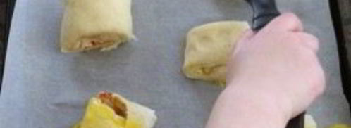 булочки-рулеты с сырной начинкой. Шаг 4