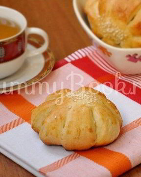 Булочки с курагой и изюмом