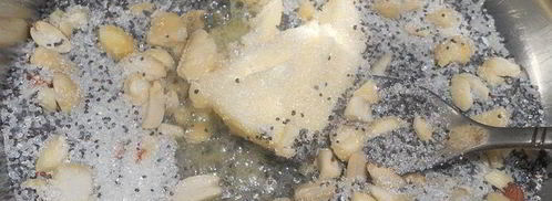 булочки с маком и орехами в карамели. Шаг 4