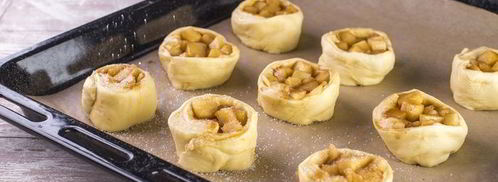 булочки с яблоками и корицей. Шаг 16