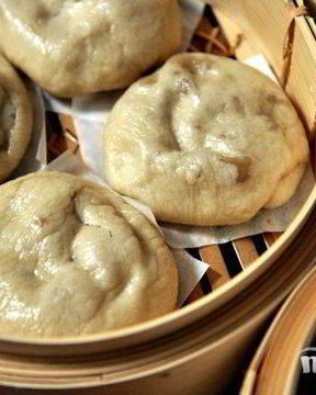 Булочки со свининой