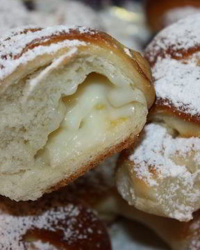 Круассаны с кремом патисьер