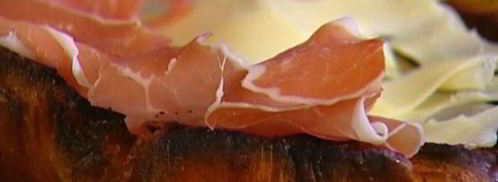 круассаны с сыром, персиком и пармской ветчиной. Шаг 6