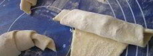 круассаны с земляникой, ежевикой и шоколадом. Шаг 7