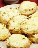 Ватрушки с творогом из песочного теста