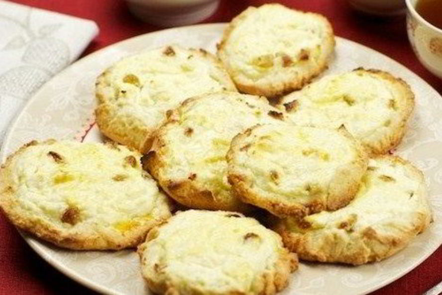 Рецепт ватрушек с творогом из песочного теста