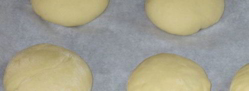 воздушные булочки с шоколадной пастой и штрейзелем. Шаг 10