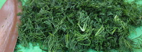 быстрые слойки с брынзой и зеленью. Шаг 2