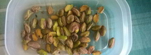 бананово-фисташковый кекс под молочно-маковой глазурью. Шаг 5