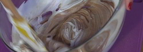 шоколадные капкейки со сливочно-ореховым кремом. Шаг 9