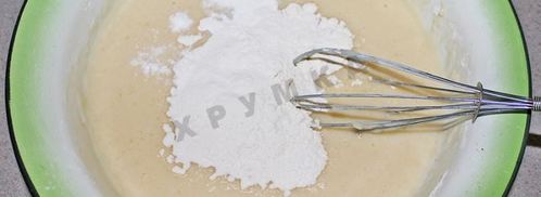 воздушный кекс на кефире с изюмом. Шаг 5