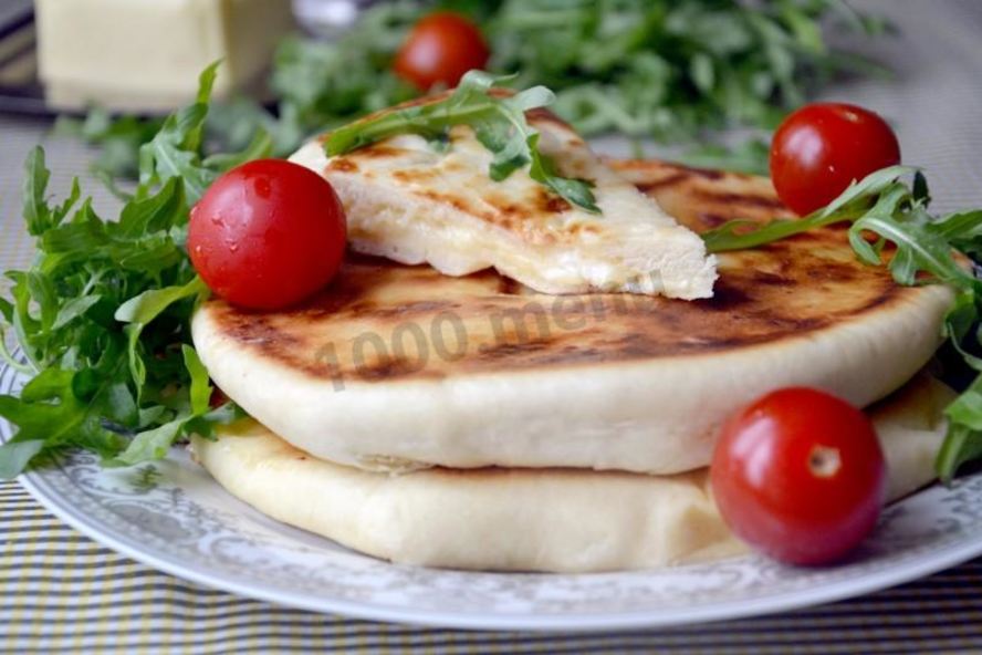 Рецепт хачапури с творогома и сырома ны сковороде