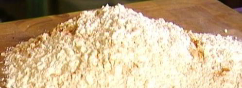 домашний хлеб с корицей и изюмом. Шаг 3