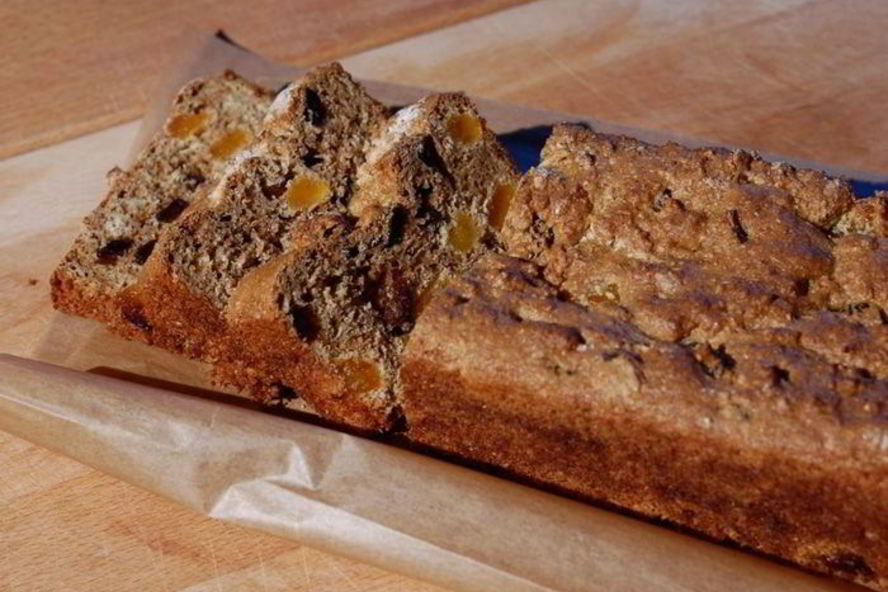 Рецепт домашнего хлеба с отрубями, изюмом и курагой