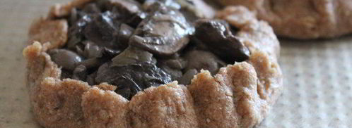 мини-галеты из цельнозерновой муки с лесными грибами. Шаг 3