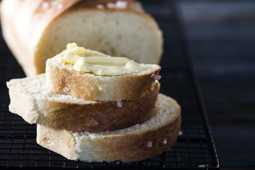 Рецепт оливкового хлеба с манкой по мотивам хлеба ришара бертине