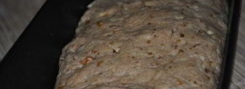 пшенично-ржаной хлеб с орехами. Шаг 2