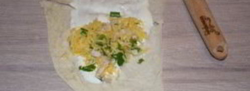 рулетики из лаваша с сыром. Шаг 4