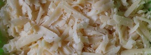 рулеты из лаваша с сыром и зеленью. Шаг 2