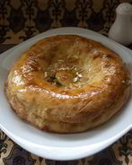 Толстый лаваш с сыром и бужениной