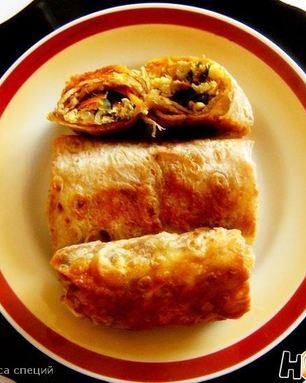 Закуска из лаваша с курицей и баклажанами