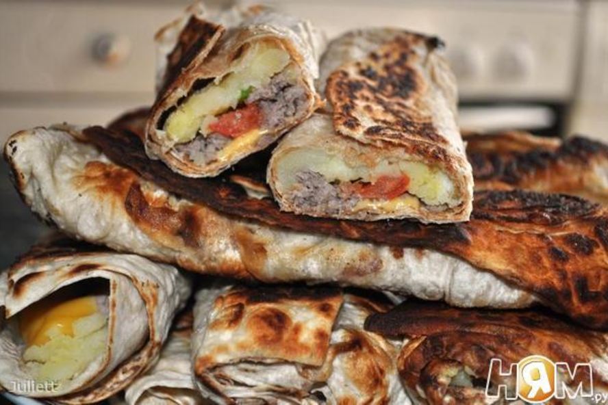 Рецепт жареного лаваша с картофелем и фаршем