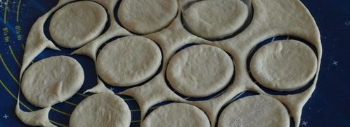 батбуты — марокканские лепешки. Шаг 2