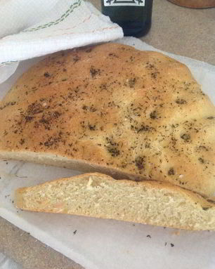 Фокачча с полентой