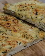 Фокачча с сыром и ветчиной из индейки