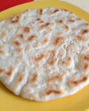 Лепешки из хлебного теста