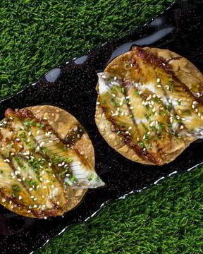 Лепешки с угрем