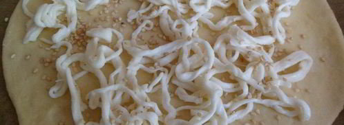 манаиш-лепешки с сыром и кунжутом, заатаром. Шаг 8