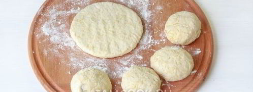 сырные лепешки с начинкой. Шаг 15