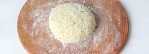 сырные лепешки с начинкой. Шаг 10