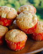 Имбирные маффины с яблоками