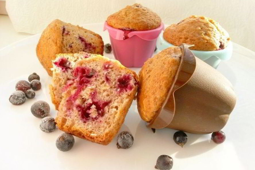 Рецепт йогуртовых маффинов с черной смородиной