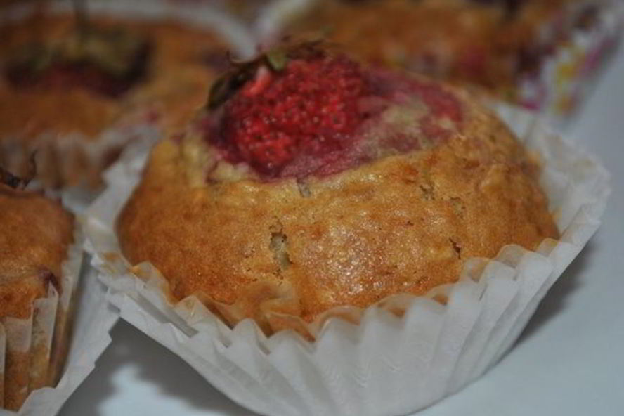 Рецепт клубнично-кокосовых маффины